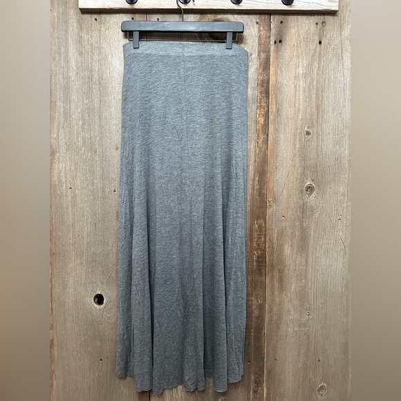 Express Faux Wrap Maxi Skirt in Gray Size Small - Picture 3 of 14